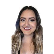 Maestra de apoyo para estudiantes de nivel medio superior en delante